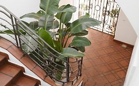 Albergo Diffuso Dimora Rossi Charme B&B